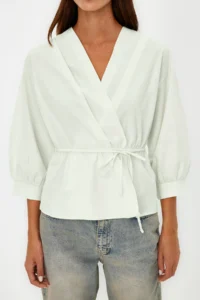 TRENDYOLMİLLA Stone Double breasted Binding Detailed Weaving Blouse - Image 5