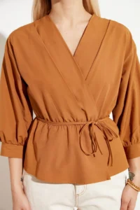 TRENDYOLMİLLA Camel Double breasted Weaving Binding Detailed Blouse - Image 4