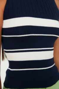 TRENDYOLMİLLA Navy Blue Crew Neck Blouse - Image 4