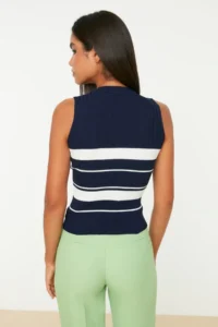 TRENDYOLMİLLA Navy Blue Crew Neck Blouse - Image 5