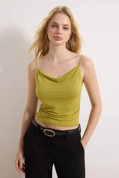 TWOSS21BZ0667-GREEN_1