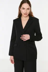 TRENDYOLMİLLA Black Regular Lined Weaving Blazer Jacket - Image 7