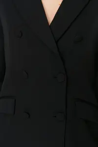 TRENDYOLMİLLA Black Regular Lined Weaving Blazer Jacket - Image 9