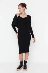 TRENDYOLMİLLA Black Fitted Midi Knitwear Cardigan Dress Set - Image 2