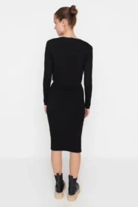 TRENDYOLMİLLA Black Fitted Midi Knitwear Cardigan Dress Set - Image 5