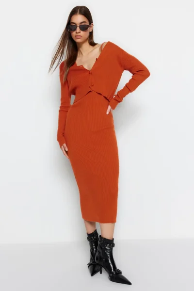 TWOSS21EL0208-BROWN_1
