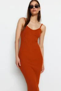 TRENDYOLMİLLA Brick Rejection Fitted Midi Knitwear Cardigan Dress Set - Image 3