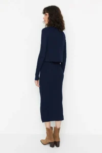 TRENDYOLMİLLA Navy Blue Fitted Midi Knitwear Cardigan Dress Set - Image 4