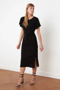TRENDYOLMİLLA Black 100% Cotton Waist Slit and Binding Detailed Midi Knitting Pen Dress - Image 3