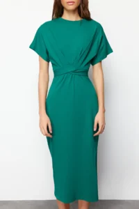 TRENDYOLMİLLA Emerald Green 100% Cotton Waist Slit and Binding Detailed Midi Knitting Pen Dress - Image 3