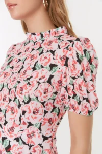 TRENDYOLMİLLA Multicolored A Cut Dog collar flower patterned Super Mini Lined Weaving Dress - Image 6
