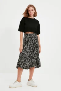 TRENDYOLMİLLA Black Printed Ruffle Detailed and with flywheel High Waist Midi Flexible Knitting Skirt - Image 6