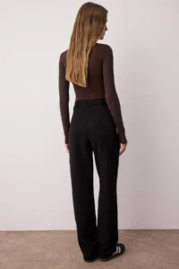 TRENDYOLMİLLA Black Wide Leg/Wide Leg pleated Weaving Dress Pants - Image 5