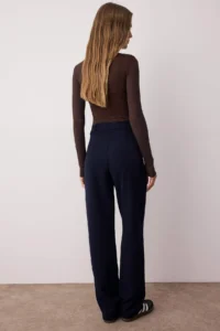 TRENDYOLMİLLA Navy Blue Wide Leg/Wide Leg pleated Weaving Dress Pants - Image 4