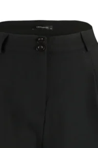 TRENDYOLMiLLA Black pleated Regular Pattern Weaving Shorts - Image 7