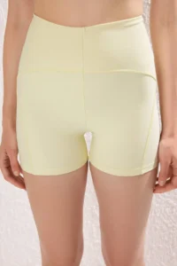 TRENDYOLMİLLA Yellow Shaping Knitting Sports Shorts/Short Leggings - Image 3