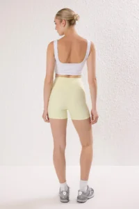 TRENDYOLMİLLA Yellow Shaping Knitting Sports Shorts/Short Leggings - Image 4