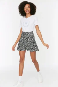 TRENDYOLMiLLA Multicolored Printed Skirt Look High Waist Mini Knitting Shorts - Image 7