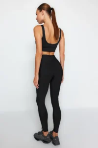 TRENDYOLMİLLA Black Shaping Tam Size Knitting Sports Leggings - Image 8