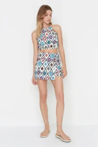 TRENDYOLMİLLA Multicolored Barbell Collar Weaving Blouse and Mini Shorts Skirt Patterned Set - Image 3