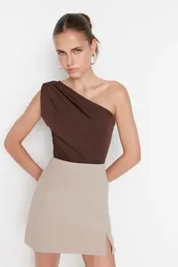TRENDYOLMİLLA Brown Asymmetric Collar Bottom snaps Flexible Knitting Bodysuit .D.00014 - Image 3