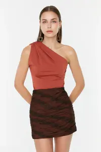 TRENDYOLMİLLA Cinnamon Asymmetric Collar Bottom snaps Flexible Knitting Bodysuit .D.00014 - Image 4