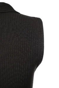 TRENDYOLMİLLA Black Fitted Polo Shirt Collar Crop Flexible Knitting Blouse - Image 7