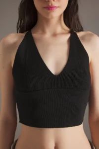 TRENDYOLMİLLA Black Super Crop Back Detailed Thin Blouse - Image 3