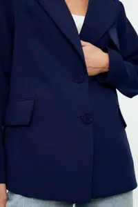 TRENDYOLMİLLA Navy Blue Oversized Lined Weaving Blazer Jacket - Image 4