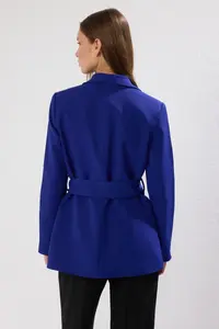 TRENDYOLMİLLA Indigo Regular tied up Weaving Blazer Jacket - Image 4