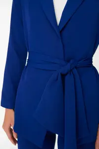 TRENDYOLMİLLA Indigo Regular tied up Weaving Blazer Jacket - Image 9