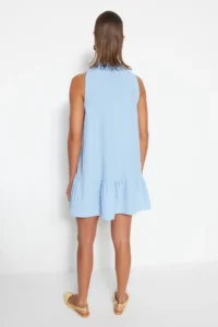 TRENDYOLMİLLA Mavi Rahat Kesim Sleeveless Mini Weaving Dress - Image 6