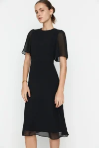 TRENDYOLMİLLA Black Skirt with flywheel A Cut Lined Siphon Flight Flight Weaving Midi Dress - Image 3