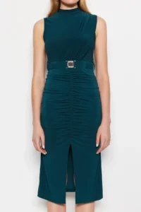 TRENDYOLMİLLA Emerald Green Body-Fitting Sleeveless Drape Detailed Arched Midi Flexible Knitting Pen Dress - Image 4