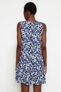 TRENDYOLMİLLA Indigo Floral Printed Zero Sleeve with flywheel shift/Plain Mini Flexible Knitting Dress - Image 6