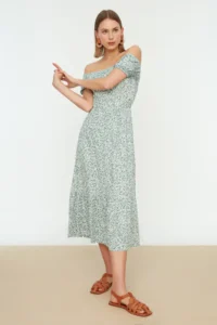 TRENDYOLMİLLA Mint Crispy Floral Carmen Collar Ribbed Knitting Dress - Image 2