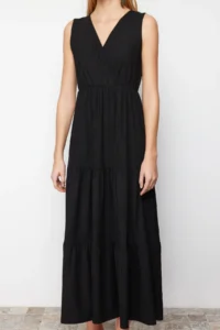 TRENDYOLMİLLA Black V-neck Sleeveless A-line Maxi Knitting Dress - Image 7