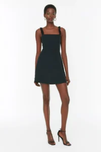 TRENDYOLMİLLA Black A Cut Square Neck Strap Detailed Mini Weaving Dress