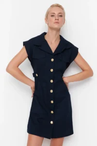 TRENDYOLMİLLA Navy Blue Button Detailed Gabardine Mini Weaving Shirt Dress - Image 3