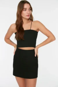 TRENDYOLMiLLA Black Basic High Waist A-line Mini Size Weaving Skirt - Image 3