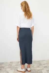 TRENDYOLMİLLA Open Anthracite Slit Detailed Body-Fitting High Waist Ribbed Flexible Maxi Knitting Skirt - Image 6