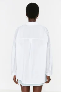 TRENDYOLMİLLA Ecru Cotton Oversized Wide Pattern Weaving Shirt - Image 5