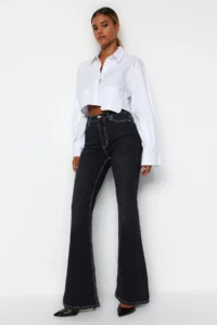 TRENDYOLMİLLA Black Contrast Stitched High Waist Middle Flexible Flare Spanish jeans - Image 4