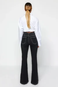 TRENDYOLMİLLA Black Contrast Stitched High Waist Middle Flexible Flare Spanish jeans - Image 7