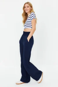 TRENDYOLMİLLA Navy Blue Wide Leg/Wide Leg Elastic Waist Weaving Pants - Image 3