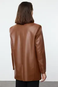 TRENDYOLMİLLA Brown Oversized Faux Leather Weaving Blazer Jacket - Image 7