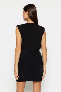 TRENDYOLMİLLA Black padded Double breasted Yaka Flexible snaps Knitting Bodysuit .D.00007 - Image 5