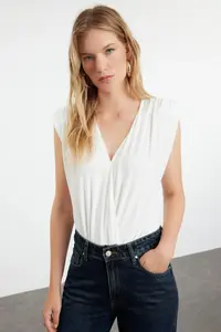 TRENDYOLMİLLA White padded Double breasted Yaka Flexible snaps Knitting Knitting Bodysuit .D.00007 - Image 2