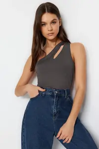 TRENDYOLMİLLA Anthracite Asymmetric Collar Cut Out Detailed Flexible snaps Knitting Bodysuit .D.00014