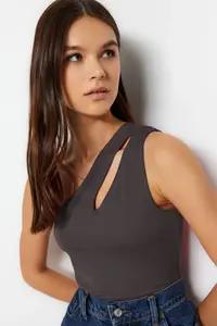 TRENDYOLMİLLA Anthracite Asymmetric Collar Cut Out Detailed Flexible snaps Knitting Bodysuit .D.00014 - Image 3